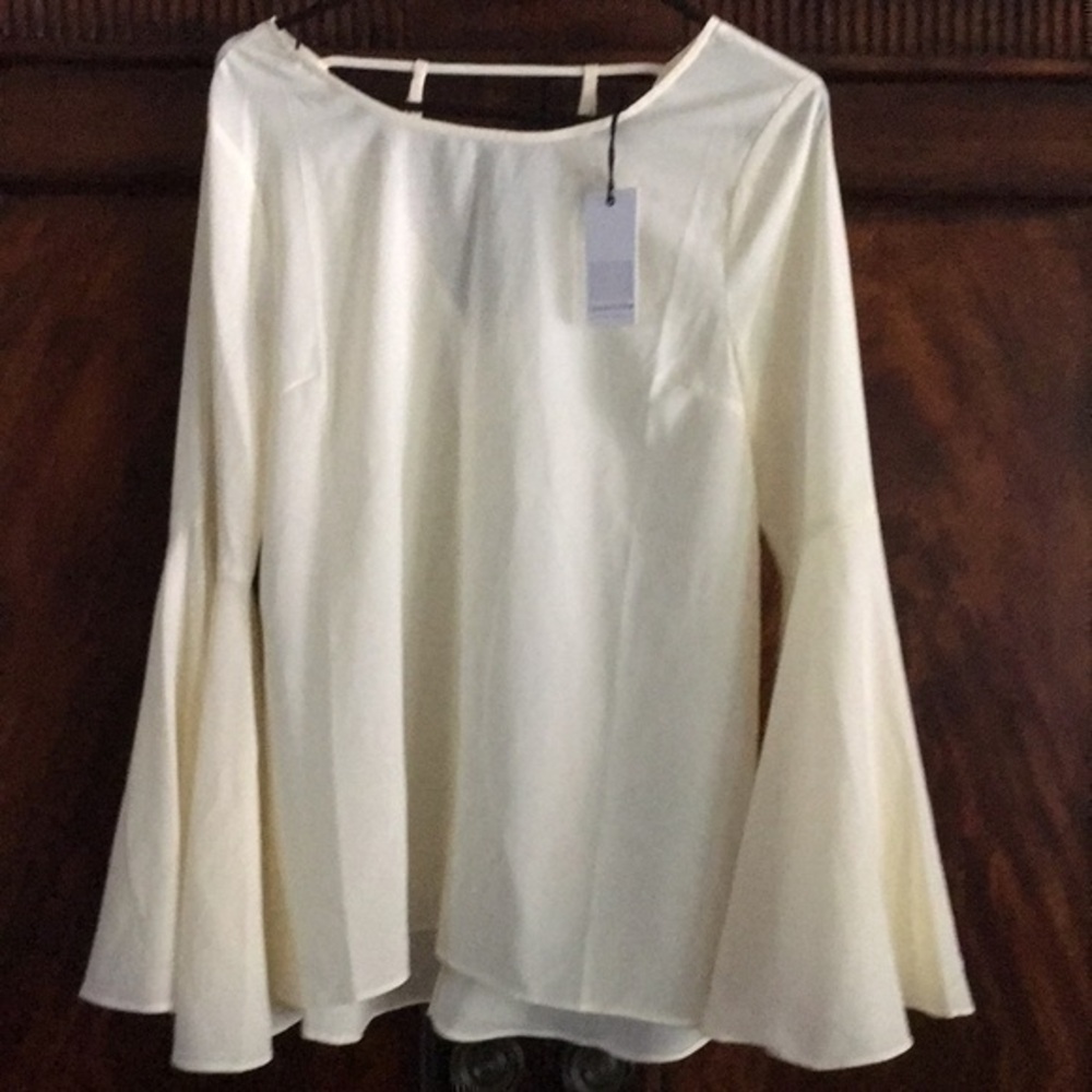 LOVE RICHE Ivory bell sleeves top